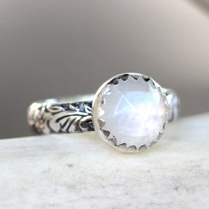 Moonstone Ring Sterling Silver Rainbow Moonstone Stacking Ring Floral Ring Band Moonstone Jewelry Rainbow Stone Ring Rainbow Gemstone Ring