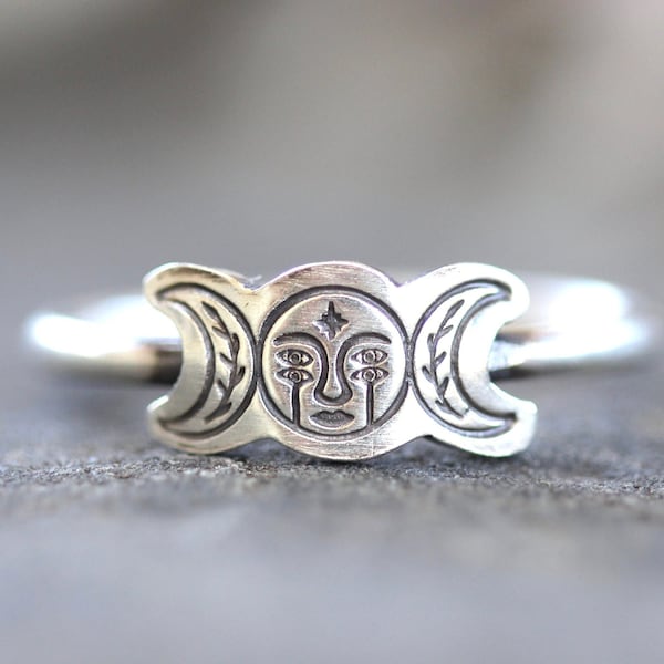 RING TRI TOP WHITE SIDE OF THE MOON