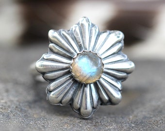 Sterling Silver Labradorite Ring Star Ring Silver Concho Ring Silver Statement Ring Celestial Ring Star Jewelry Sun Ring