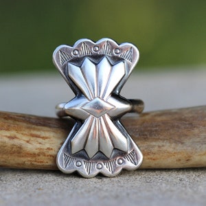 Sterling Silber Concho Ring Sterling Silber Statement Ring Southwestern Ring Boho Ring großer Silberring Schmetterling Concho Ring