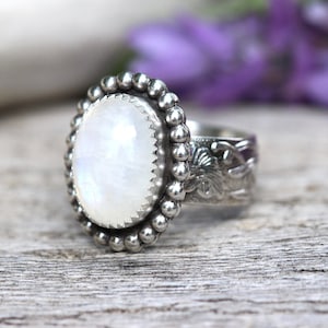 Sterling Silver Moonstone Ring Rainbow Moonstone ring Art Nouveau Ring Silver Gemstone Ring