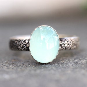 Silver Blue Chalcedony Ring Sterling Silver Blue Stone Ring Silver Stacking Ring Silver Flower Band Floral Ring