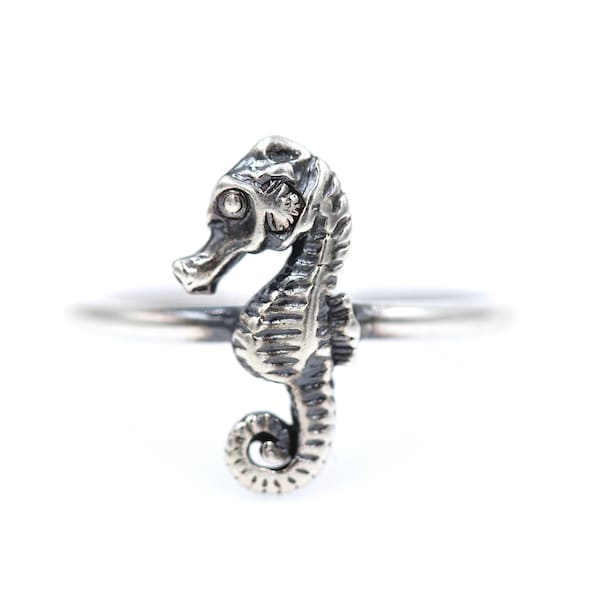 Seahorse Ring, Sterling Silver Beach Ring, Silver Nature Ring, Silver Ocean Ring, Silver Stacking Ring