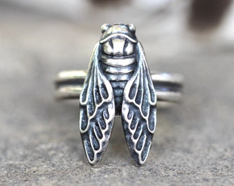 Silver Cicada Ring Sterling Silver Insect Ring Witch Ring Bug Ring Entomology Gift Nature Ring Locust Ring