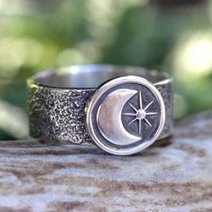 Anillo de luna creciente, anillo celestial, anillo de bruja, joyería de bruja, anillo pagano, anillo de luna de plata esterlina