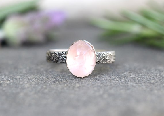 Silver ring with rose quartz deals