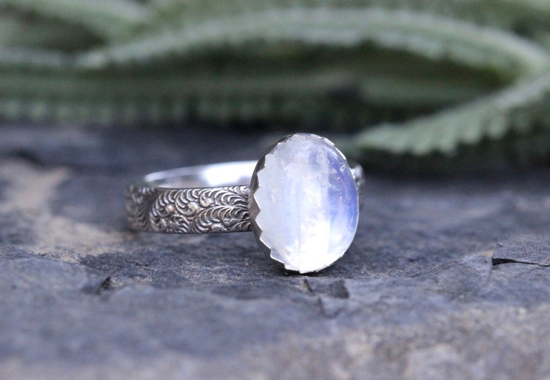 Anillo de piedra lunar arco iris, conjunto de anillos de piedra lunar, anillo de piedra lunar de plata de ley imagen 2