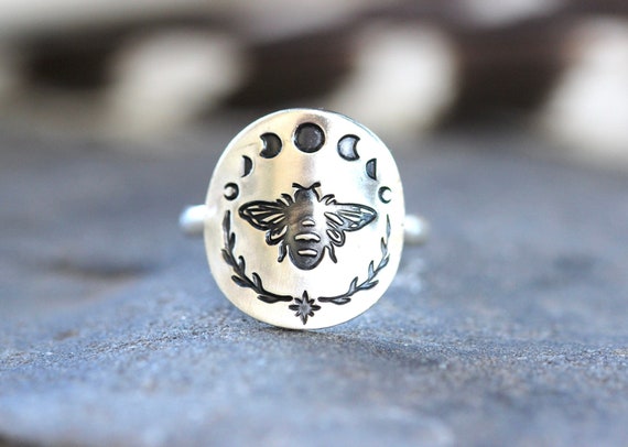 Sterling Silver Bee Ring – Celestial Moon Phase Ring, Nature Symbolism Jewelry, Silver Boho Bee Ring for Bee Lovers