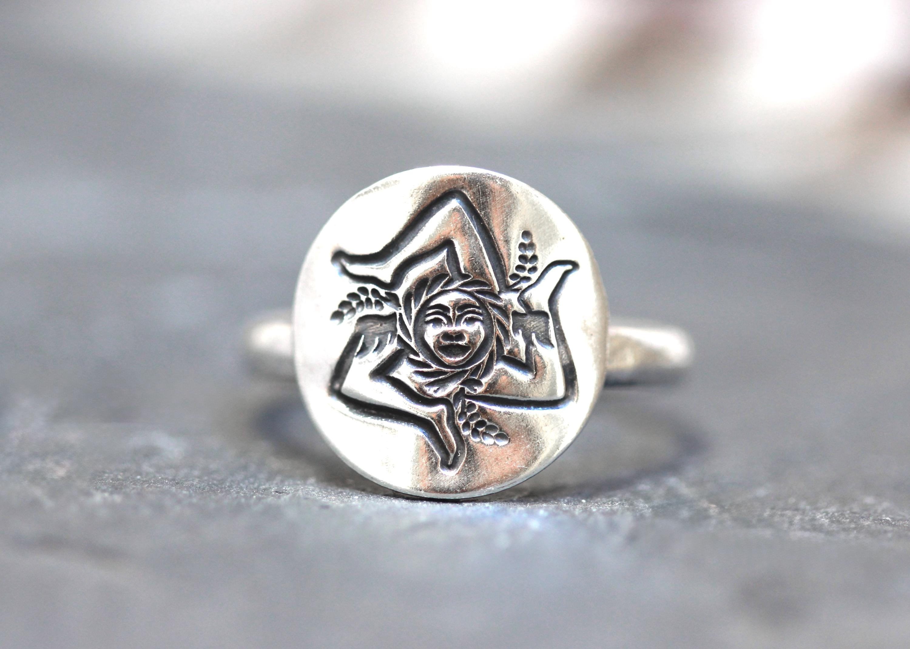 Sicilian Trinacria - Etsy