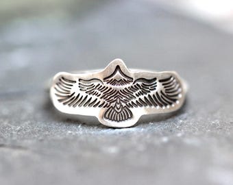 Sterling Silver Hawk Ring Eagle Ring Falcon Ring Flying Eagle Ring Bird Ring Silver Raptor Ring Nature Lover Ring Southwestern Jewelry