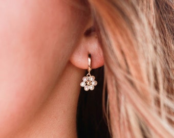 Pearl Flower Earrings • Huggie Earrings • Pearl Hoop Earring • Flower Earring • Bridesmaid Gift • Bridal • Trendy Earring Hypoallergenic ERG