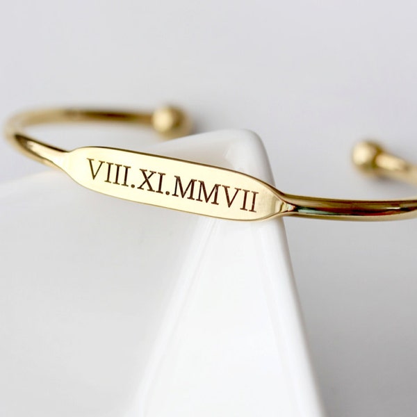 Name Bracelet / Engraved Bracelet / Personalized Roman Numeral Bracelet / Engraved Cuff Bracelet / Custom Gift for Her, Bridesmaid Gifts ECB