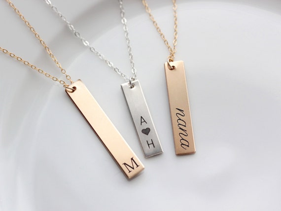 Gold bar nameplate necklace deals