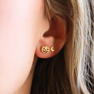 Pumpkin Flat Back Stud Halloween Earrings, Titanium Flat Backs, Flat Back Studs, Jack-o-lantern, Implant Grade, Hypoallergenic, Nap FEXI afbeelding 7
