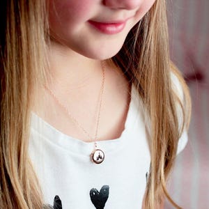 Children's Locket • Personalized Locket • Engraved Locket • Childs Locket • Photo Locket • Locket Necklace • Gift for Kids • MINI MXE1 afbeelding 1