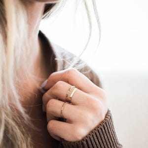 14k Gold Filled Rings - Certified Gold Stacking Rings, Dainty Ring, Birthstone Textured Bands, Promise Rings, Ring Stack, Gift for Her RNG imagem 2