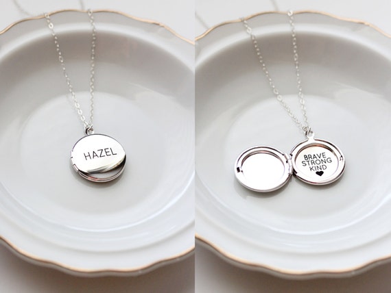 Silver Locket Necklaces For Women Engraved With Photos