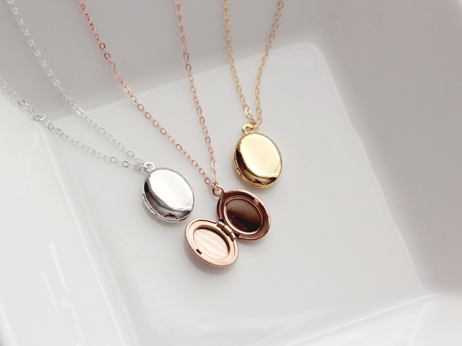 Openable Love Heart Small Heart Locket Necklace For Women Gold, Silver, And  Rose Stainless Steel Pendants With Polished Finish Perfect For Photos And  Jewelry Storage From Frankie_ngok, $6.33 | DHgate.Com