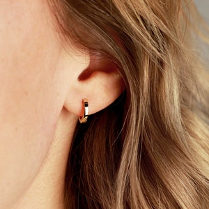Solid Huggie Earrings • Simple Hoop Earrings • Tiny Hoop Earrings • Gold Huggie Earrings • Minimalist Earrings • Dainty Earrings • 12mm ERG