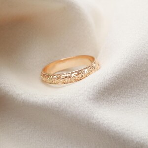 Floral Ring - 14k Gold Filled, Vintage Inspired Gold Ring, Dainty Floral Band, Ornate Gold Filled Ring, Stacking Ring, Carved Floral RNG image 4