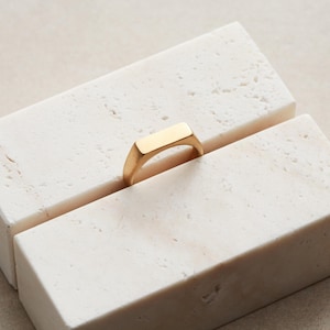 Solid Bar Signet Ring - Statement Ring, Chunky Gold Ring, Minimalist Jewelry Gift for her, Hypoallergenic Anti Tarnish, Signet Ring RNG