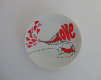 VINTAGE 1979 collectible ZIGGY PLATE - 4" wall hanging plate - valentine's decor - love | heart decor - tom wilson ziggy collectible