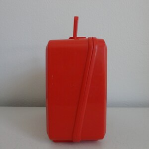 VINTAGE 80s red plastic ALADDIN LUNCHBOX lazer tag c 1986 Worlds of Wonder, Inc. 1980s 80s memorabilia missing thermos as found image 5