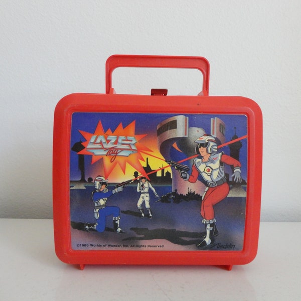 VINTAGE 80s red plastic ALADDIN LUNCHBOX - lazer tag (c) 1986 Worlds of Wonder, Inc. - 1980s 80s memorabilia - missing thermos - as found