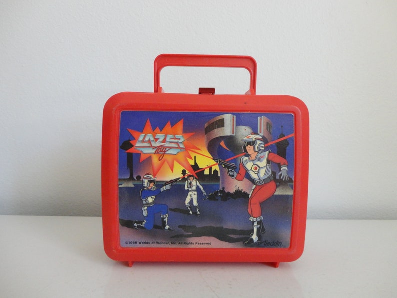 VINTAGE 80s red plastic ALADDIN LUNCHBOX lazer tag c 1986 Worlds of Wonder, Inc. 1980s 80s memorabilia missing thermos as found image 1