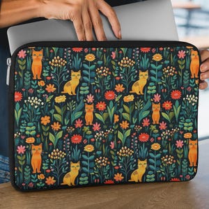 Yellow Cats Floral Laptop Sleeve: Whimsical Style, Protective Case