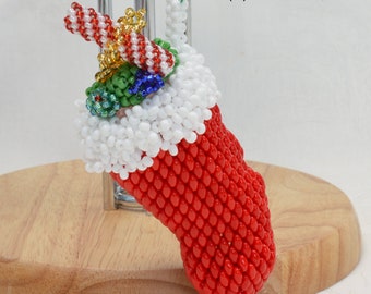 Beading tutorial for superduo stocking beaded box decorations, made with Peyote stitch, designed by Katie Dean, Beadflowers