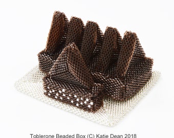 Toblerone Beaded Box Ornament Beading Tutorial. Peyote Stitch Pattern using Delica beads and dimensional beading techniques. By Katie Dean.