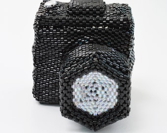 Camera Beaded Box Beading Pattern/Tutorial made with Peyote stitch using delica beads. Designed by Katie Dean, Beadflowers