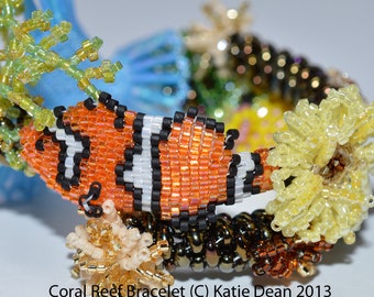 Beaded fish patterns to make a coral reef bracelet - beading tutorial