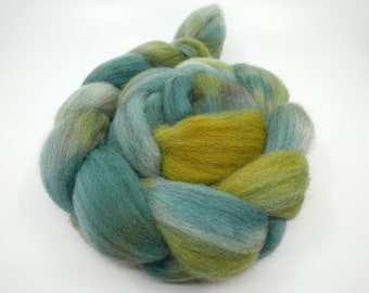 Sedge - 4oz - 114g - Combed Shetland Top