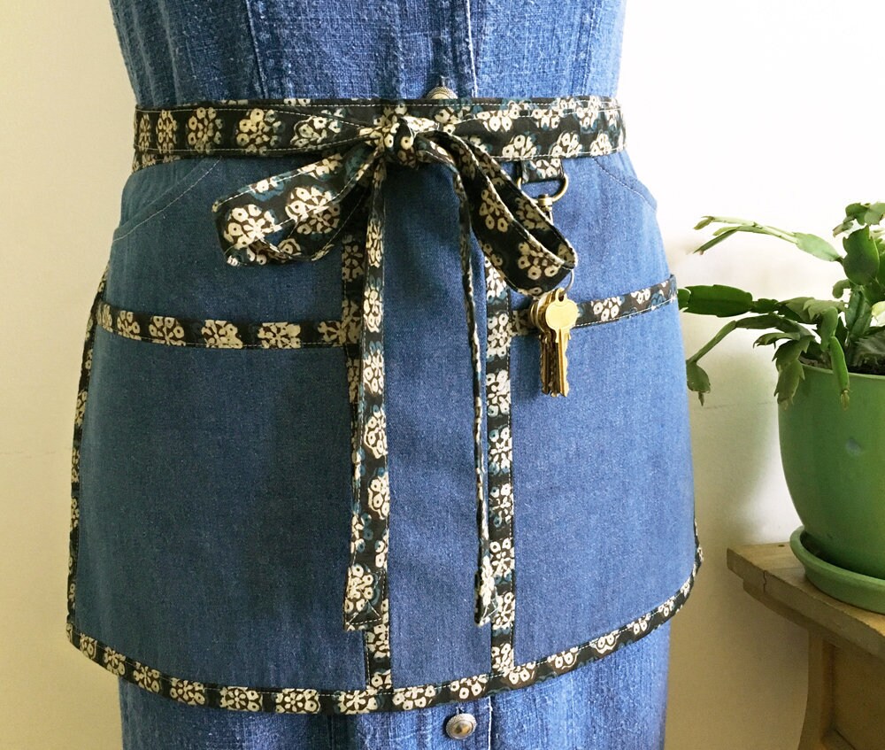 Women's Work Apron Utility Apron Denim Apron Vendor Apron Teacher Apron