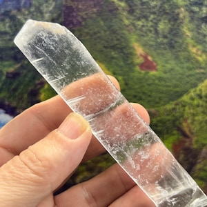 Selenite Wand Satin Spar Gypsum Crystal 010 a Wonderful Tool for Those Who Are Seeking Access to Past, Present Or Future Lives