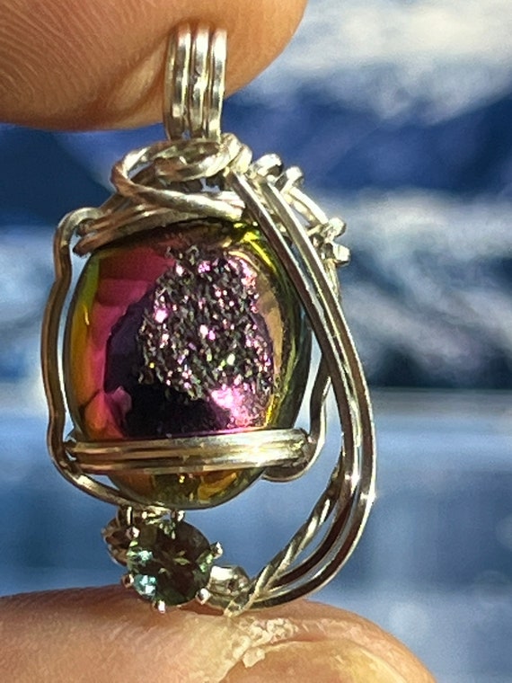 Agate aura pendant deals