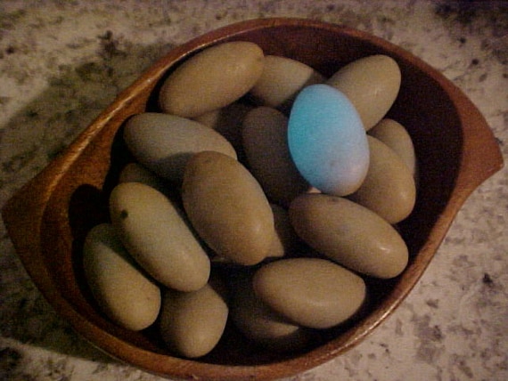 Luminescent YMZ Ye Ming Zhu *great for an Evening Easter Egg Hunt