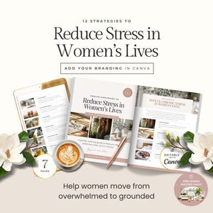 Pode incluir: Um guia digital intitulado "12 Estratégias para Reduzir o Estresse na Vida das Mulheres" com uma xícara de café, uma caneta e um tablet. O guia foi projetado para ajudar as mulheres a se sentirem equilibradas e no controle.
