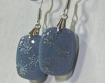 Periwinkle blue with silver snowflake pattern rounded rectangle earring/pendant set jewelry gift
