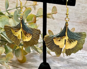 Gorgeous Gingko leaf shimmery clay earrings