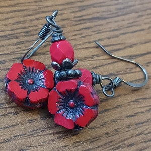 Czech Glass Earrings, Flower Earrings, Red Earrings, Bohemian Earrings, Drop Earrings, Gifts for Her, Boho Earrings, Hawaiian Beads,