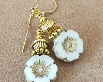 White Earrings, Czech Earrings, Flower Earrings, Dangle Earrings, Gifts for Her, Boho Earrings, Glass Earrings, White and Gold Earrings