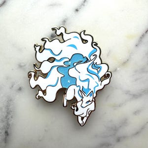 Alolan Ninetales Enamel Pin