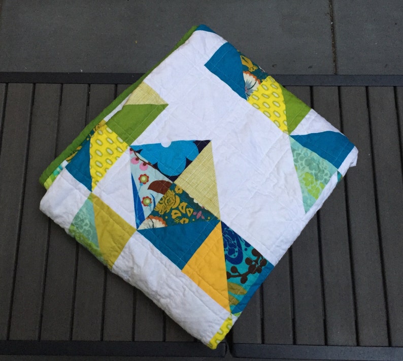 Modern HST Triangle Quilt
