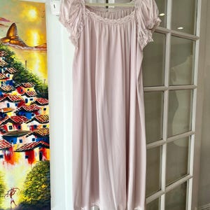 Vintage Silky Blush Nightie/Night Gown with Lace Detail, Size S/M