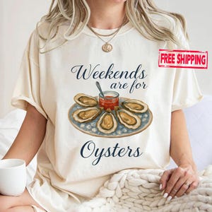 Trendy Oyster Family Shirt, Seafood Lovers Shirt, Cute Oyster Tshirt, Shell Tee, Coastal Style Tee, Oyster Lover Gift, Summer Vacation Shirt