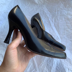 Vicini vintage 90&#39;s dark-brown pumps with pointed toe size EU 37,5/ US 7 #S041