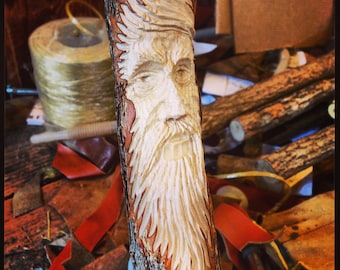 Walking Stick with Tree Spirit Wood Carving Hiking Stick with Carved Face Walking Staff Gifts for Hikers Gifts for Dads Gifts for Brothers